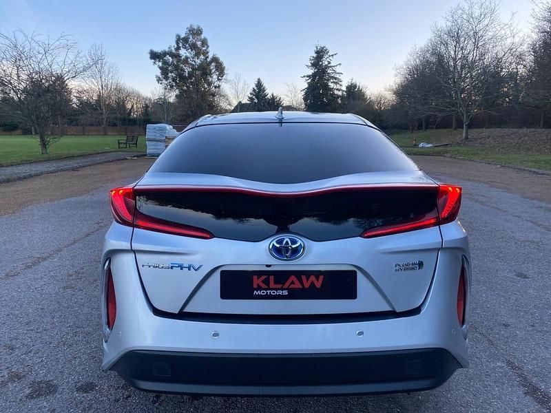 Used Toyota Prius 2020 Silver Sedan