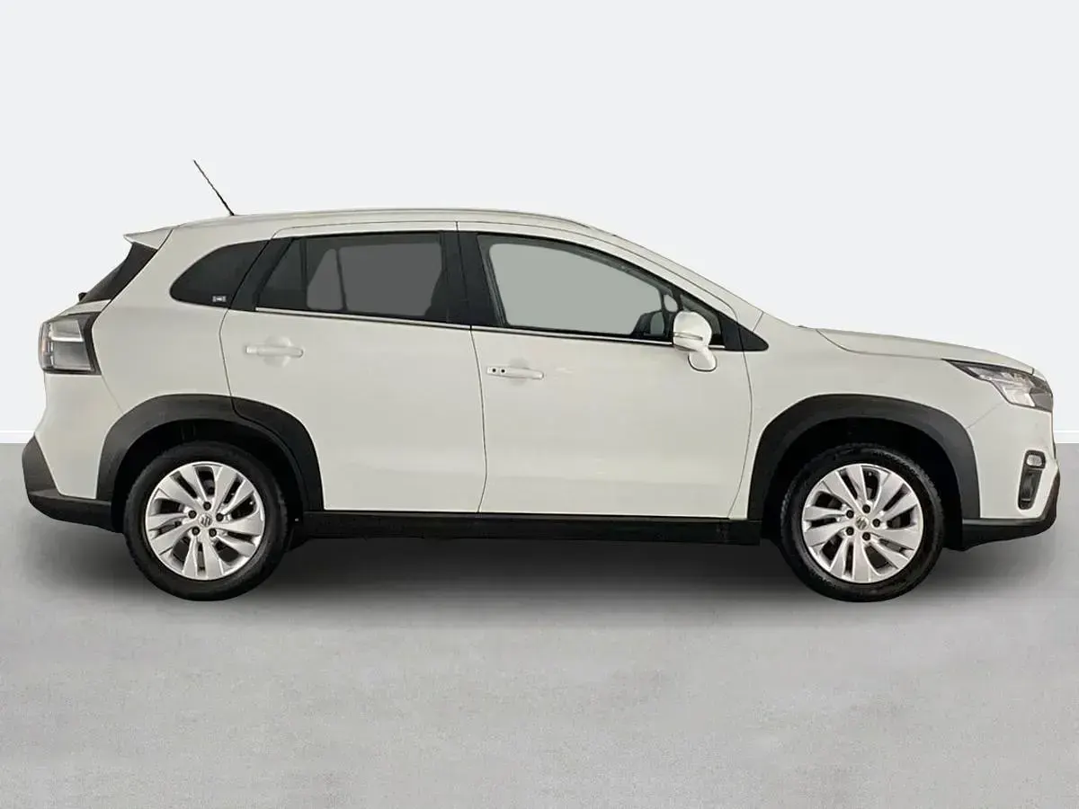 Used Suzuki SX4 2023 White Hatchback