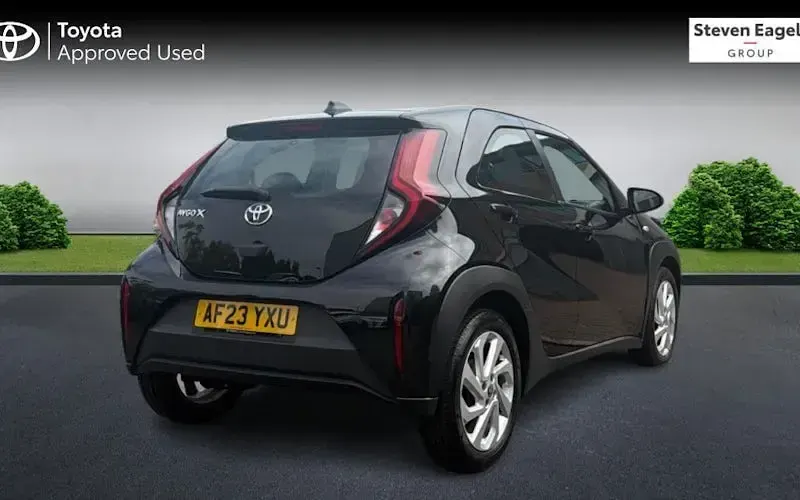 Used Toyota Aygo X PURE 72 HP (52 kW) 2025 SUV