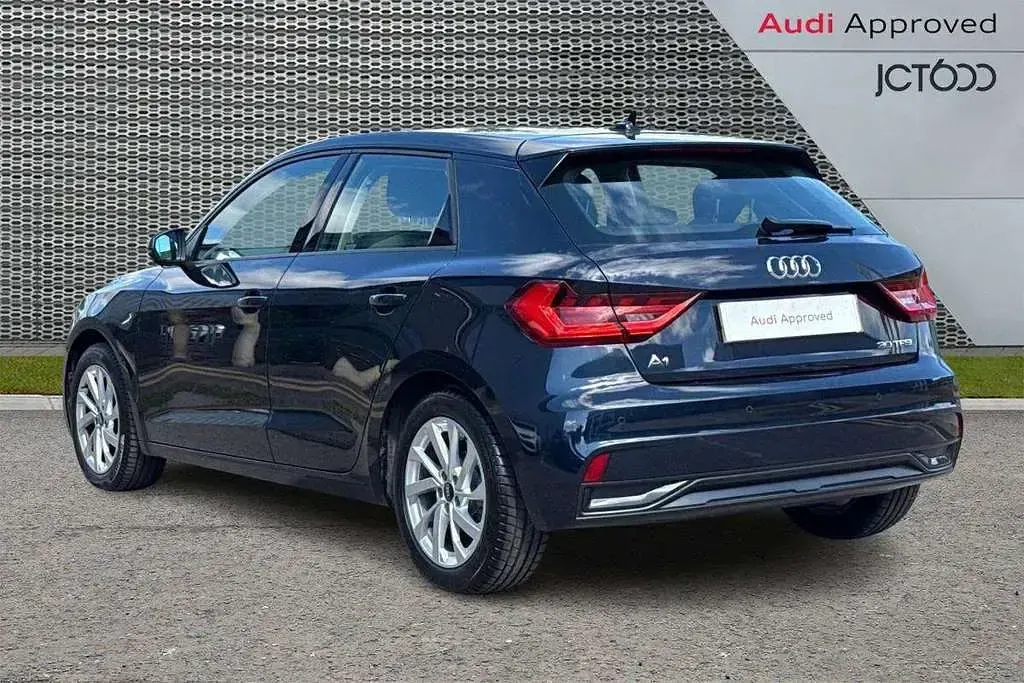 Used Audi A1 Sport 108 HP (79 kW) 2021 Blue SUV