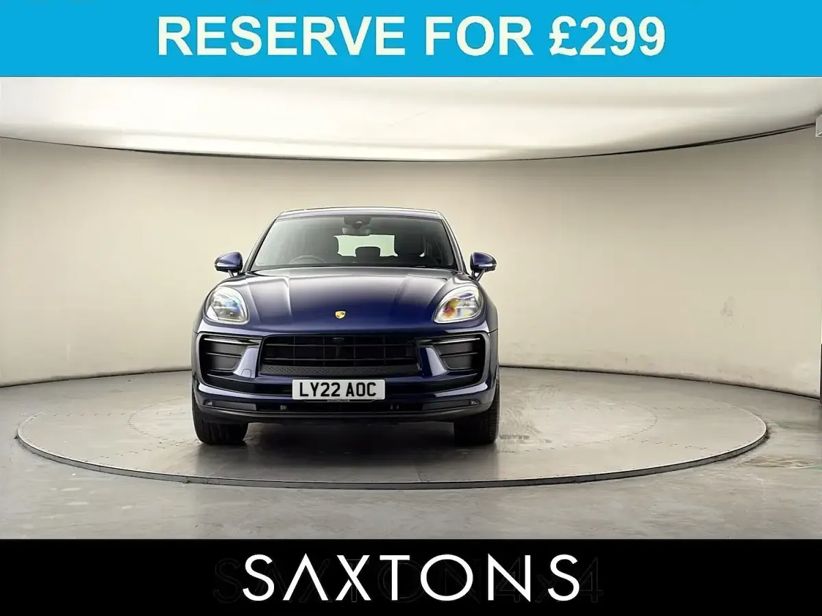 Used Porsche Macan 265 HP (194 kW) 2022 Gentian blue SUV