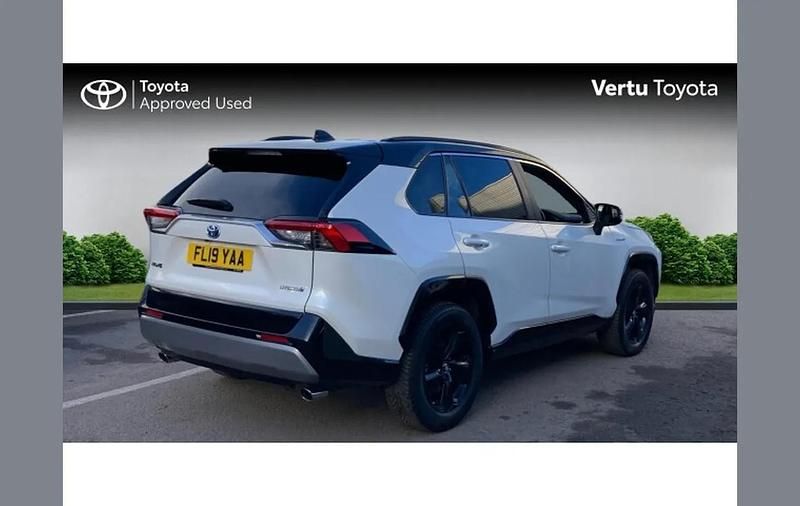 Used Toyota RAV4 Hybrid 218 HP (160 kW) 2019 Other SUV