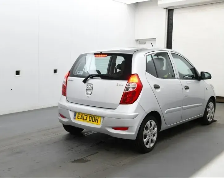 Used Hyundai i10 Classic 2013 Silver Hatchback