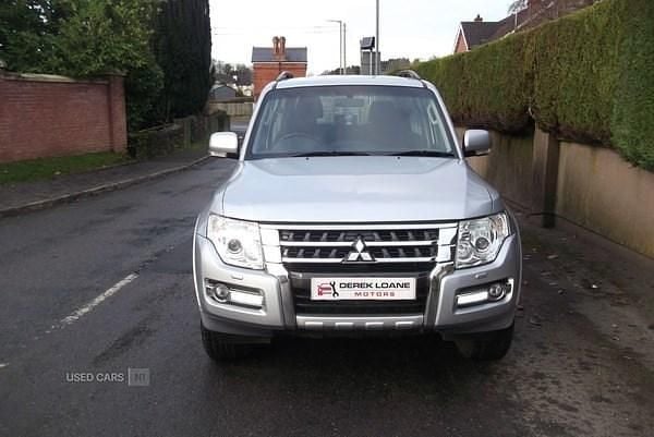 Used Mitsubishi Shogun 197 HP (144 kW) 2015 Silver SUV
