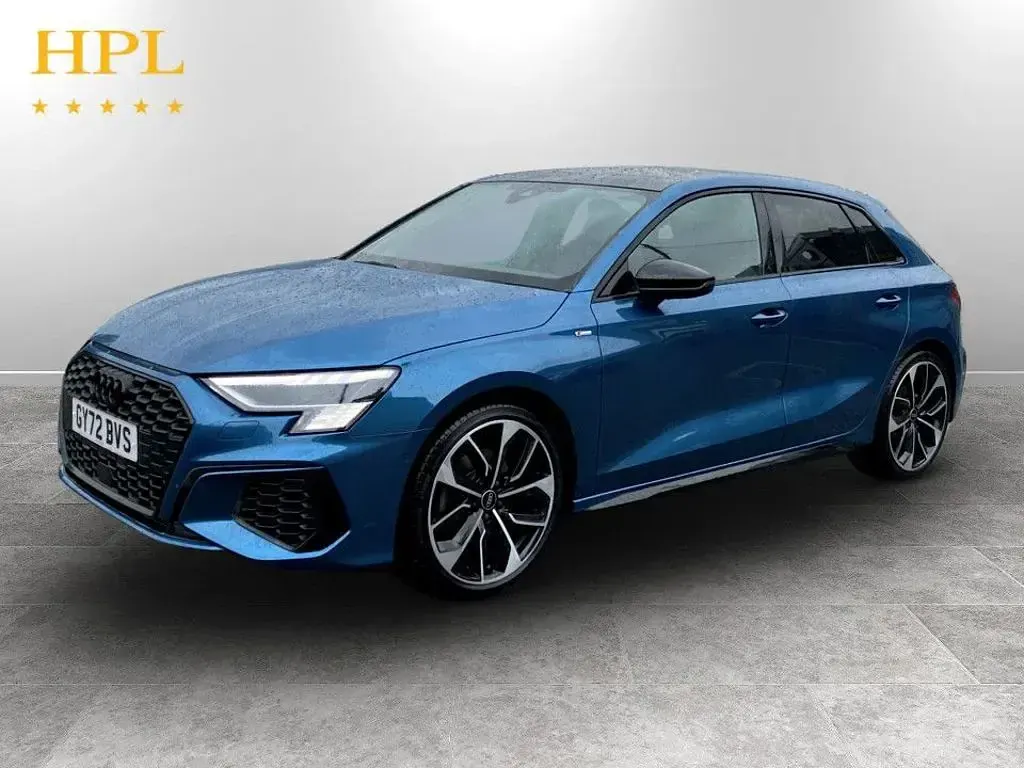 Used Audi A3 Sportback Advanced 150 HP (110 kW) 2022 Blue Hatchback