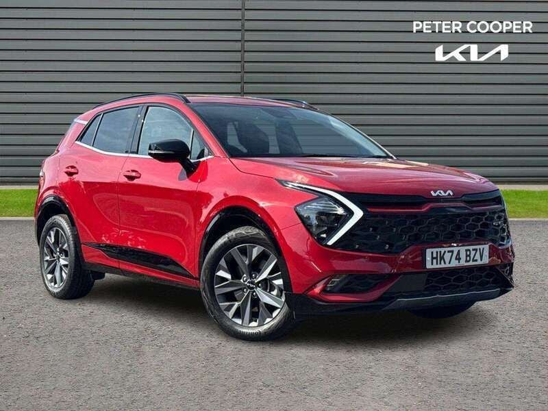 Red Used 2024 Kia Sportage 2 SUV | £28,990 (Good price) - Image 1/4