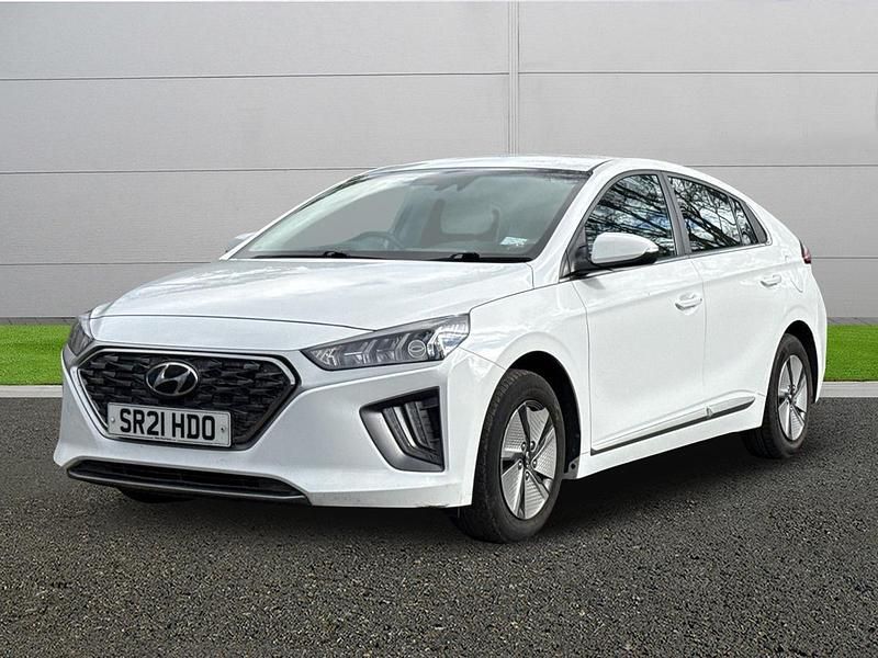 Used Hyundai Ioniq Premium 141 HP (103 kW) 2021 White Hatchback