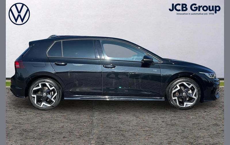 Used VW Golf VIII R-line 147 HP (108 kW) 2025 Black Hatchback