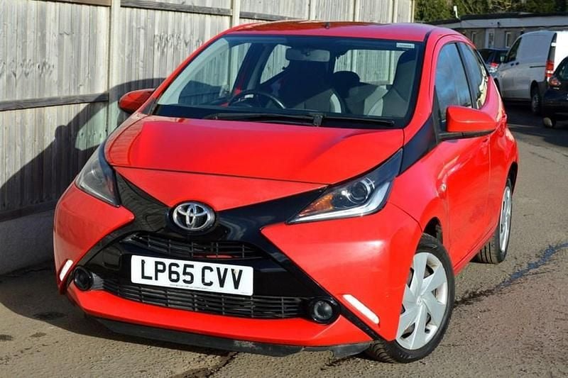 Red Used 2015 Toyota Aygo X-play Hatchback | £6,949 (Fair price) - Image 1/1