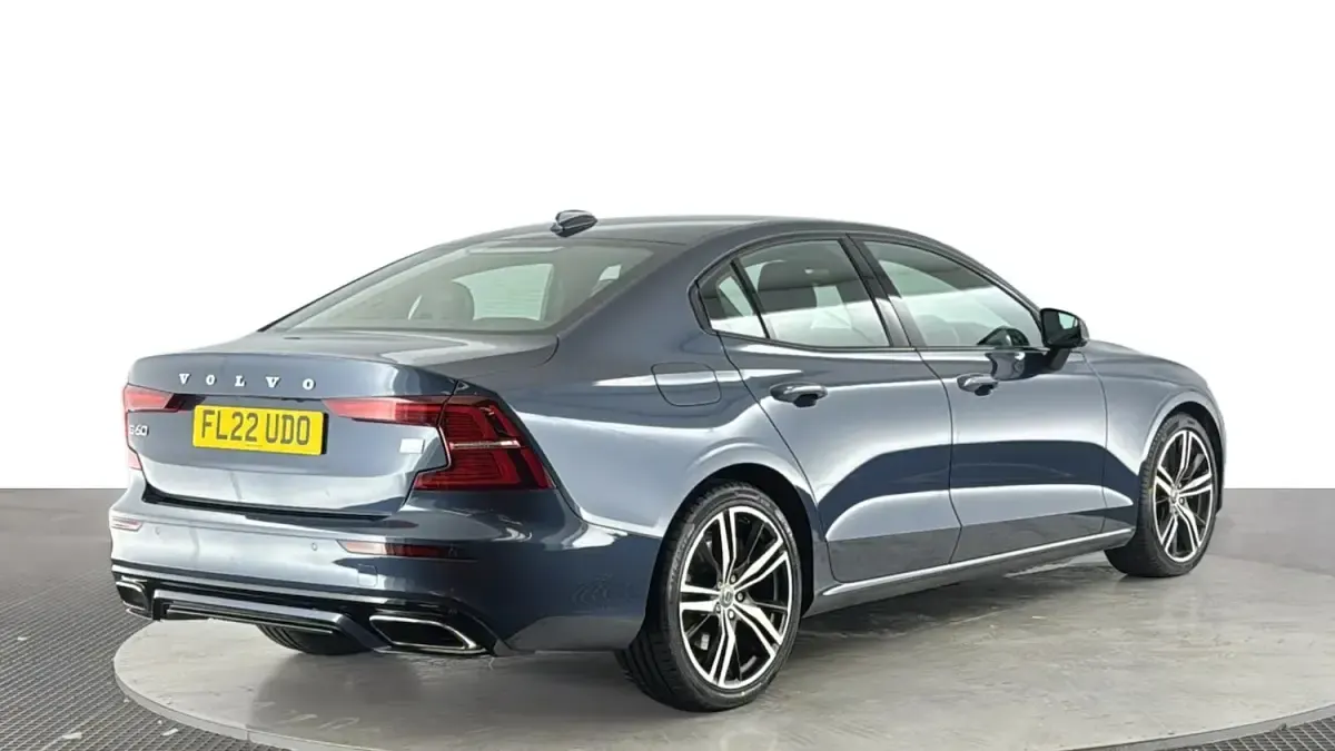 Used Volvo S60 R-Design 390 HP (286 kW) 2021 Blue Sedan