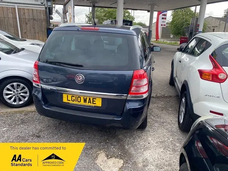 Used Vauxhall Zafira 115 HP (84 kW) 2010 Blue MPV