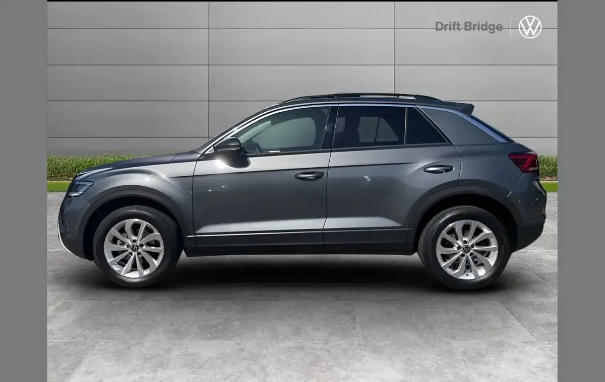 Used VW T-Roc Match 115 HP (84 kW) 2025 Grey SUV