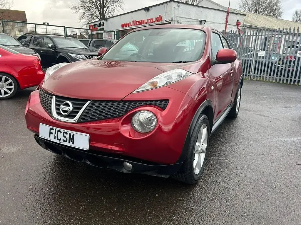 Usado Nissan Juke Acenta 117 CV (86 kW) 2011 Rojo SUV