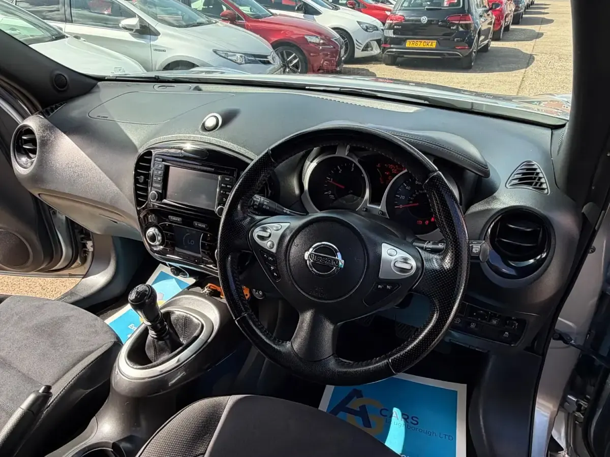 Used Nissan Juke N-Connecta 2018 Silver SUV