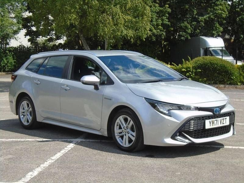 Silver Used 2021 Toyota Corolla Estate | £15,900 (Fair price) - Image 1/4