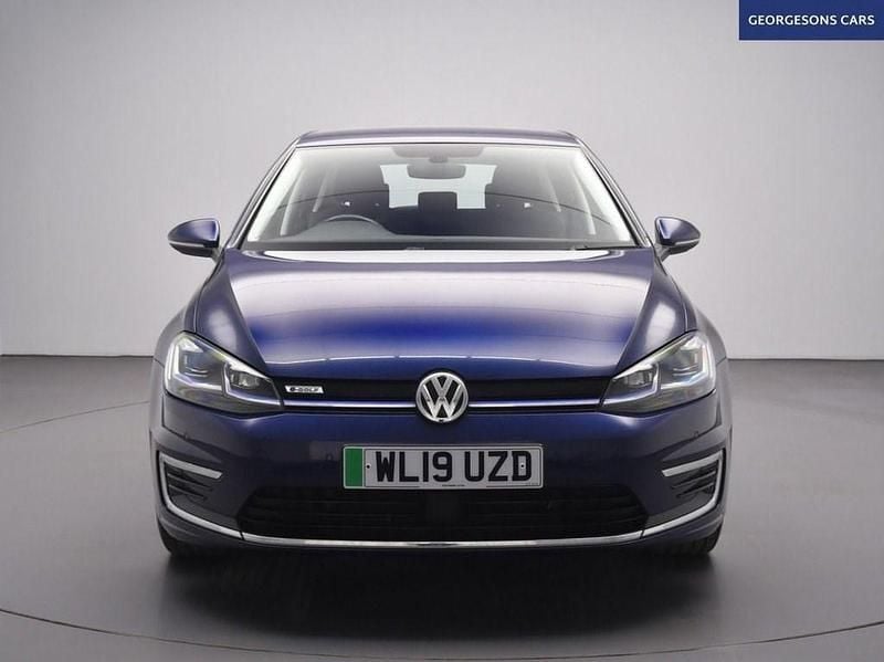 Usado VW e-Golf 100 kW (136 HP) 2019 Azul Citadino