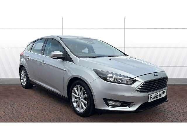 Silver Used 2016 Ford Focus Titanium Hatchback | £6,980 (Fair price) - Image 1/4