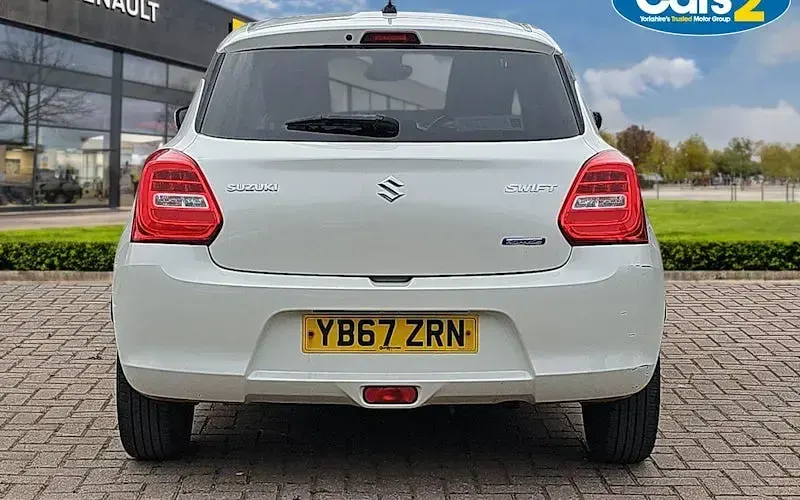 Used Suzuki Swift SZ5 111 HP (81 kW) 2018 White Hatchback