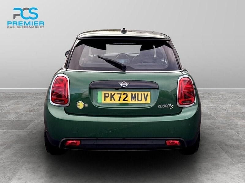 Used Mini Cooper SE Hatch 2022 British racing green iv Hatchback