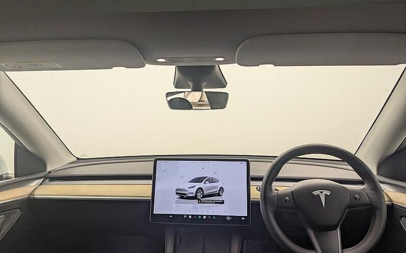 Used Tesla Model Y RWD 219 kW (299 HP) 2024 SUV