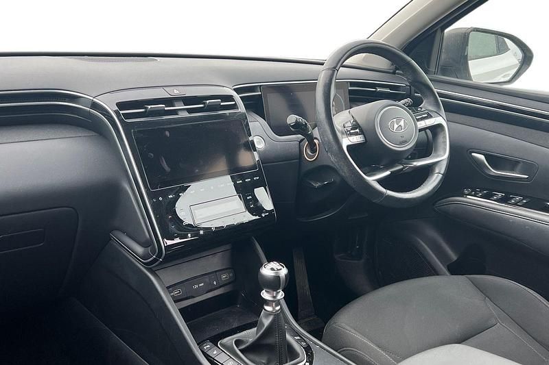 Used Hyundai Tucson Premium 150 HP (110 kW) 2022 White SUV