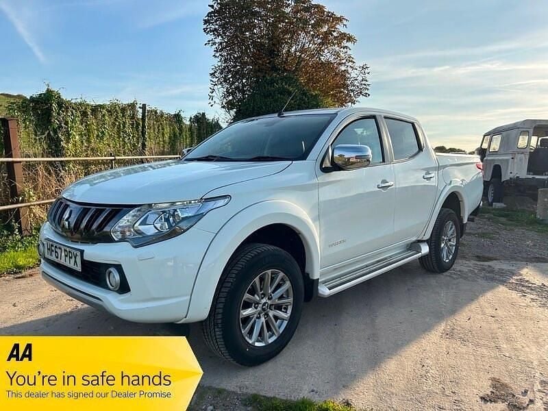 White Used 2017 Mitsubishi L200 Warrior Pickup | £13,750 (Super price) - Image 1/3