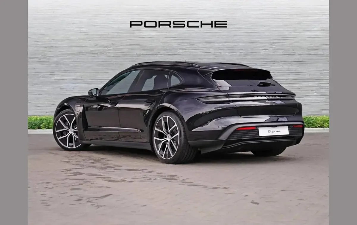 Used Porsche Taycan 300 kW (408 HP) 2025 Black Sedan