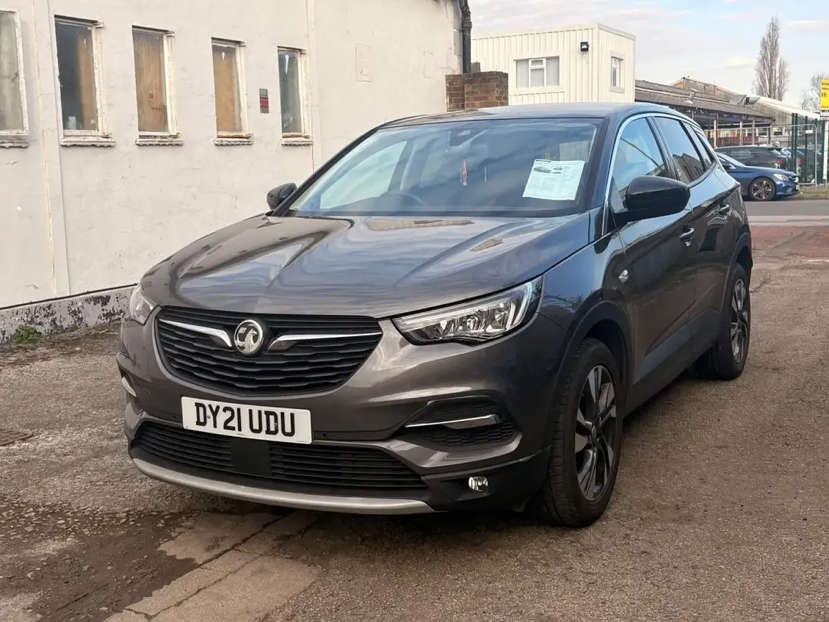 Gebraucht Vauxhall Grandland X SRi 130 PS (95 kW) 2021 Grau SUV