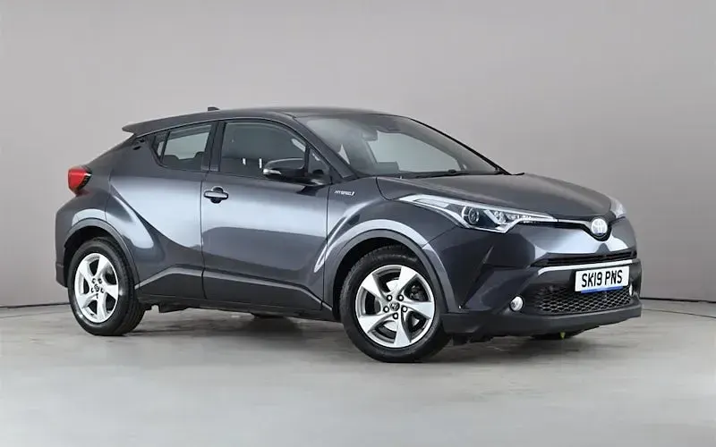 Begagnad Toyota C-HR 122 HK (89 kW) 2019 SUV