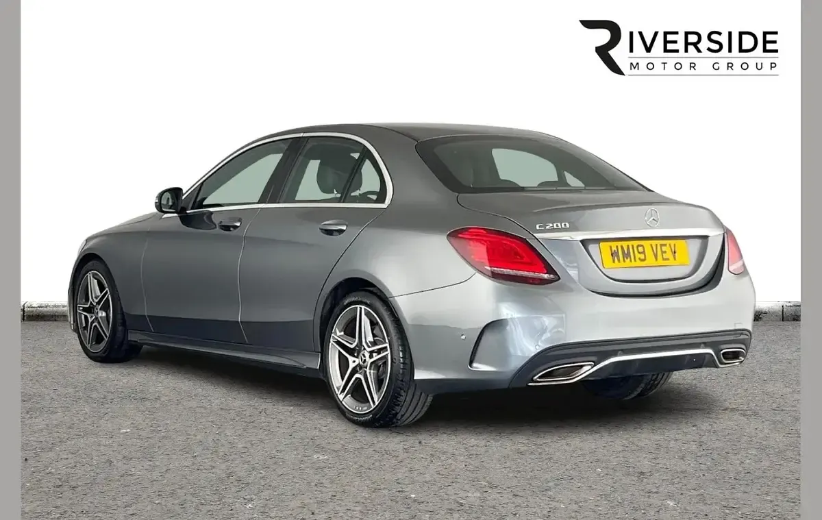 Used Mercedes C200 AMG Line Premium 180 HP (132 kW) 2019 Grey Sedan