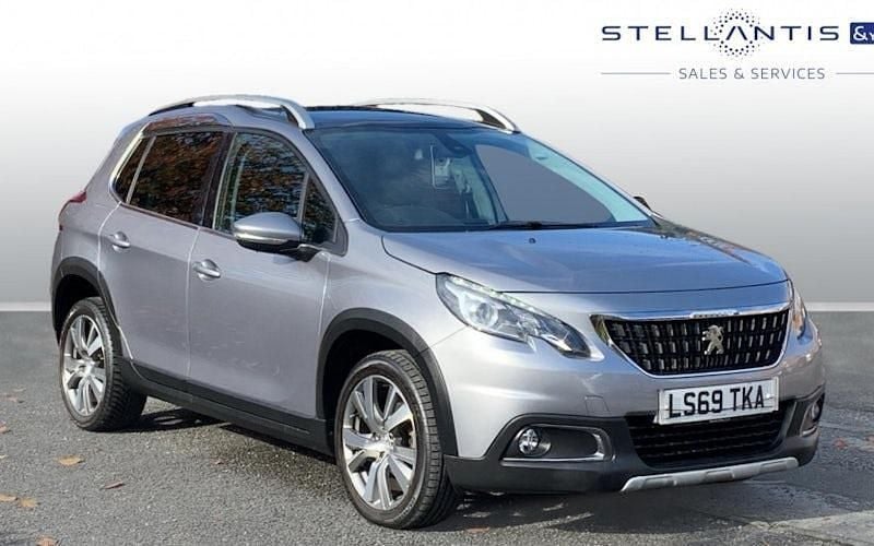 Used 2019 Peugeot 2008 Allure Premium SUV | £8,626 (Good price) - Image 1/4