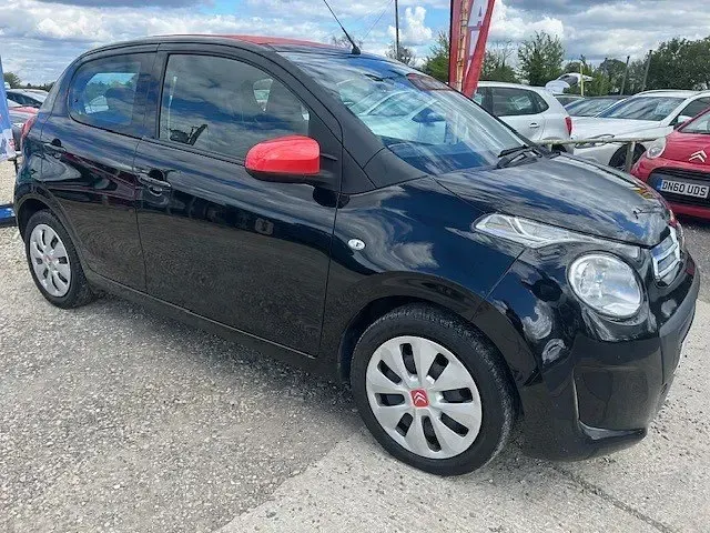 Używany Citroën C1 Feel 68 KM (50 kW) 2018 Czarny Hatchback