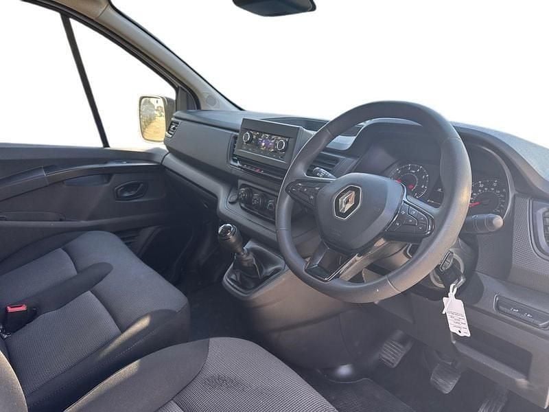 Używany Renault Trafic 2023 Biały