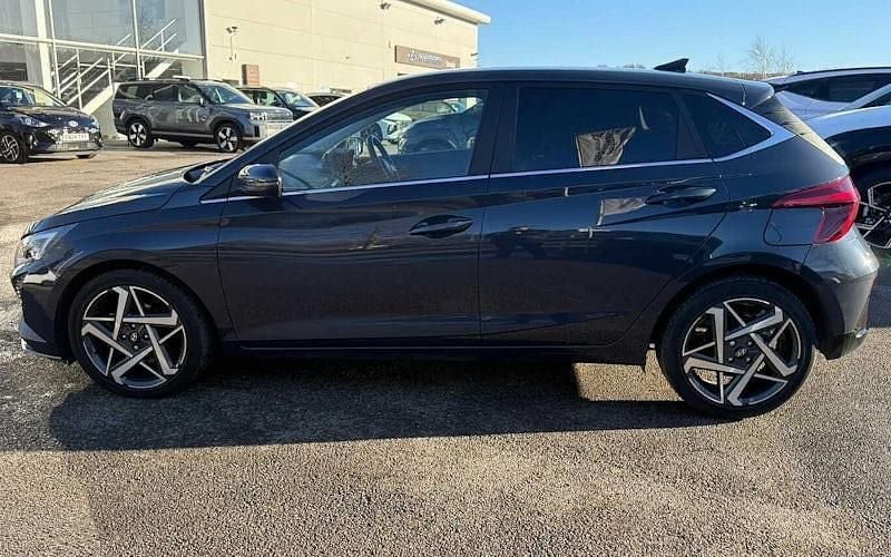 Used Hyundai i20 Premium 101 HP (74 kW) 2025 Grey Hatchback
