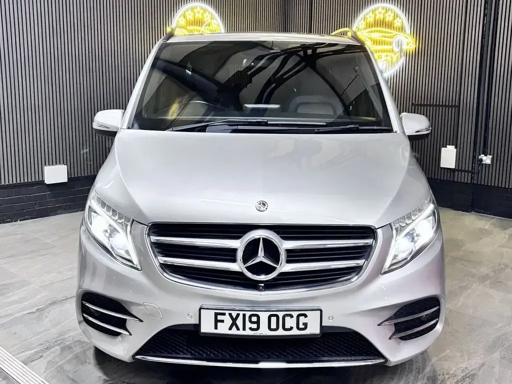 Used Mercedes V250 AMG line 190 HP (139 kW) 2019 Silver MPV
