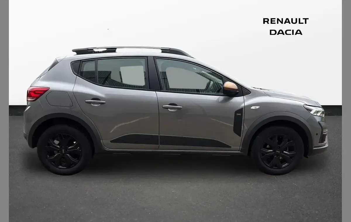 Used Dacia Sandero Extreme 90 HP (66 kW) 2025 Grey Hatchback