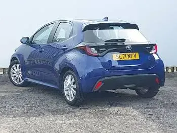Used Toyota Yaris 116 HP (85 kW) 2022 Blue Hatchback