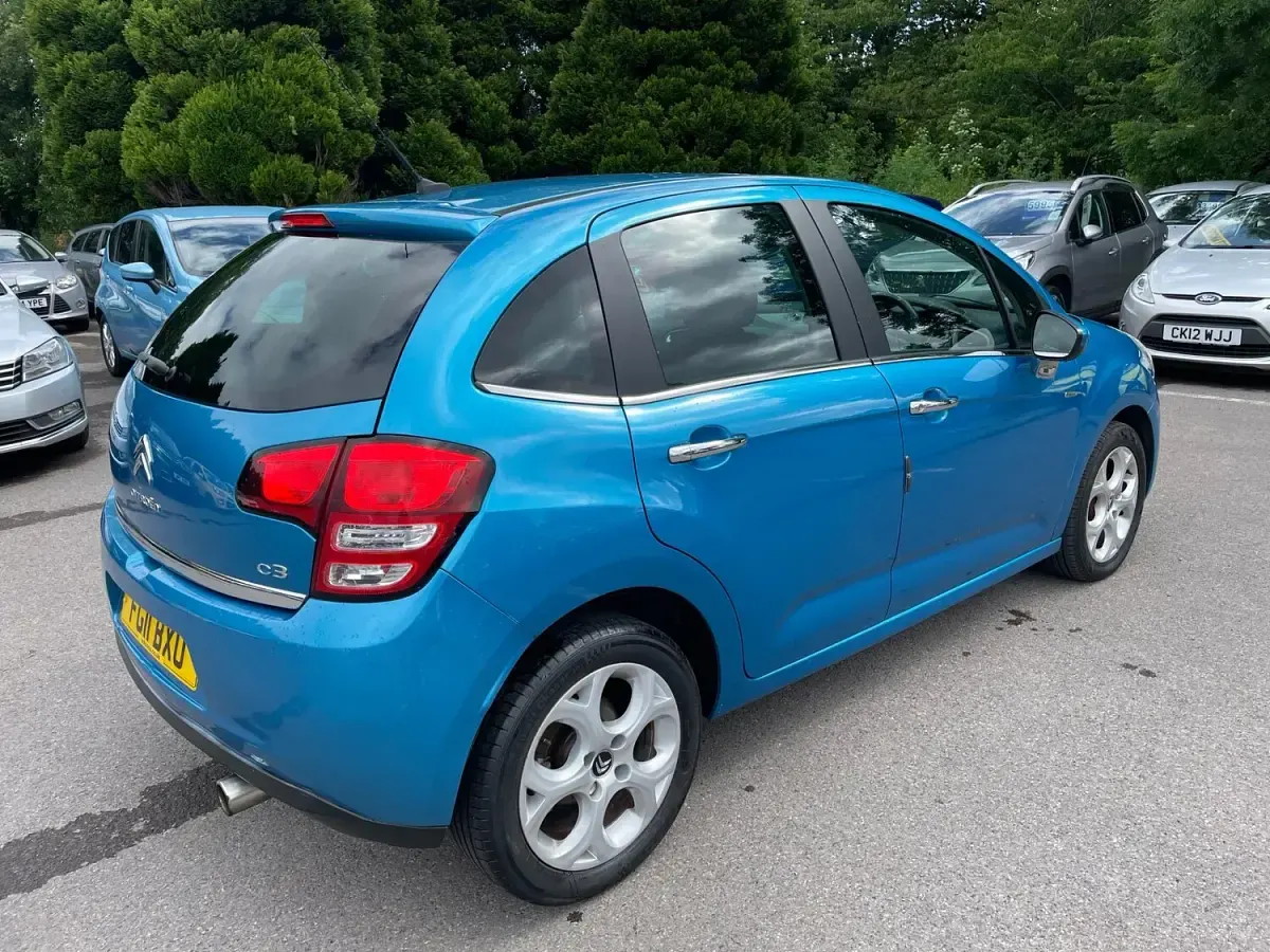 Used Citroën C3 Exclusive 120 HP (88 kW) 2011 Blue Hatchback