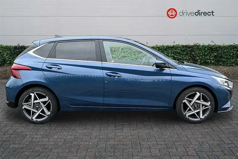 Used Hyundai i20 Ultimate 100 HP (73 kW) 2025 Blue Hatchback
