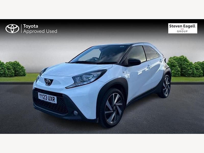 Used Toyota Aygo X 2023 White SUV