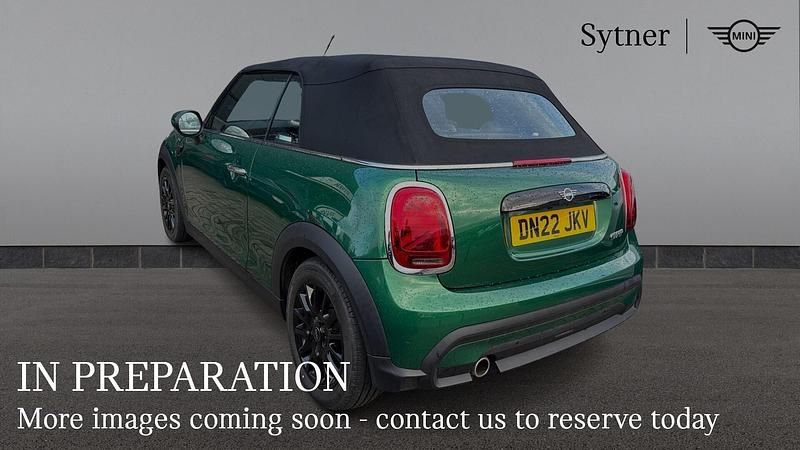 Used Mini Cooper Classic 134 HP (98 kW) 2022 Green Hatchback