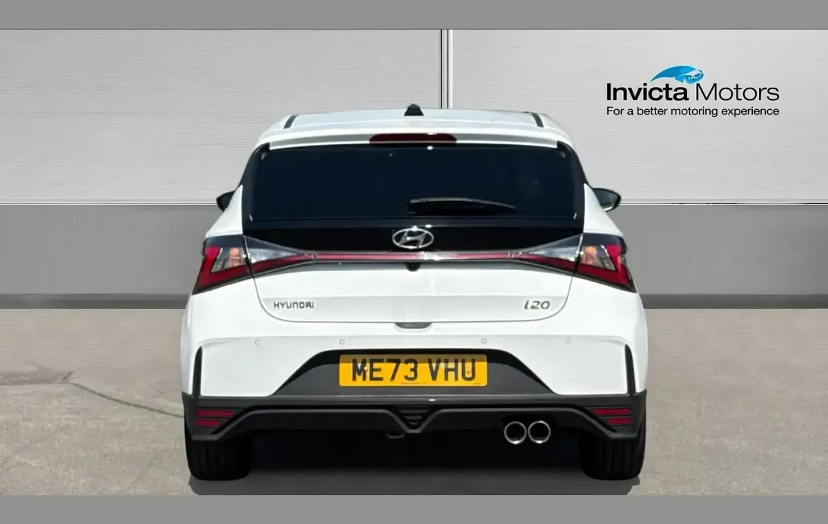 Used Hyundai i20 N Line 120 HP (88 kW) 2024 White Hatchback