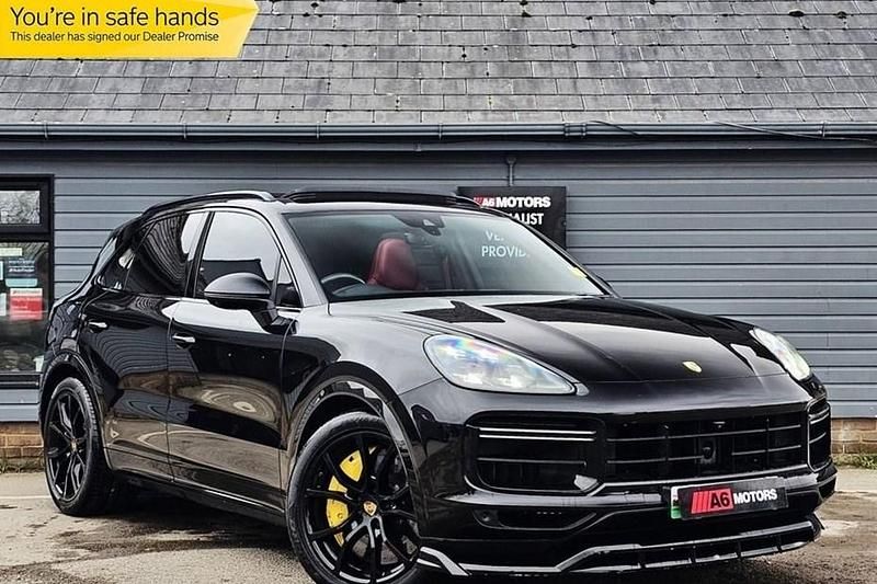 Used 2018 Porsche Cayenne Turbo SUV | £49,390 (Expensive) - Image 1/1