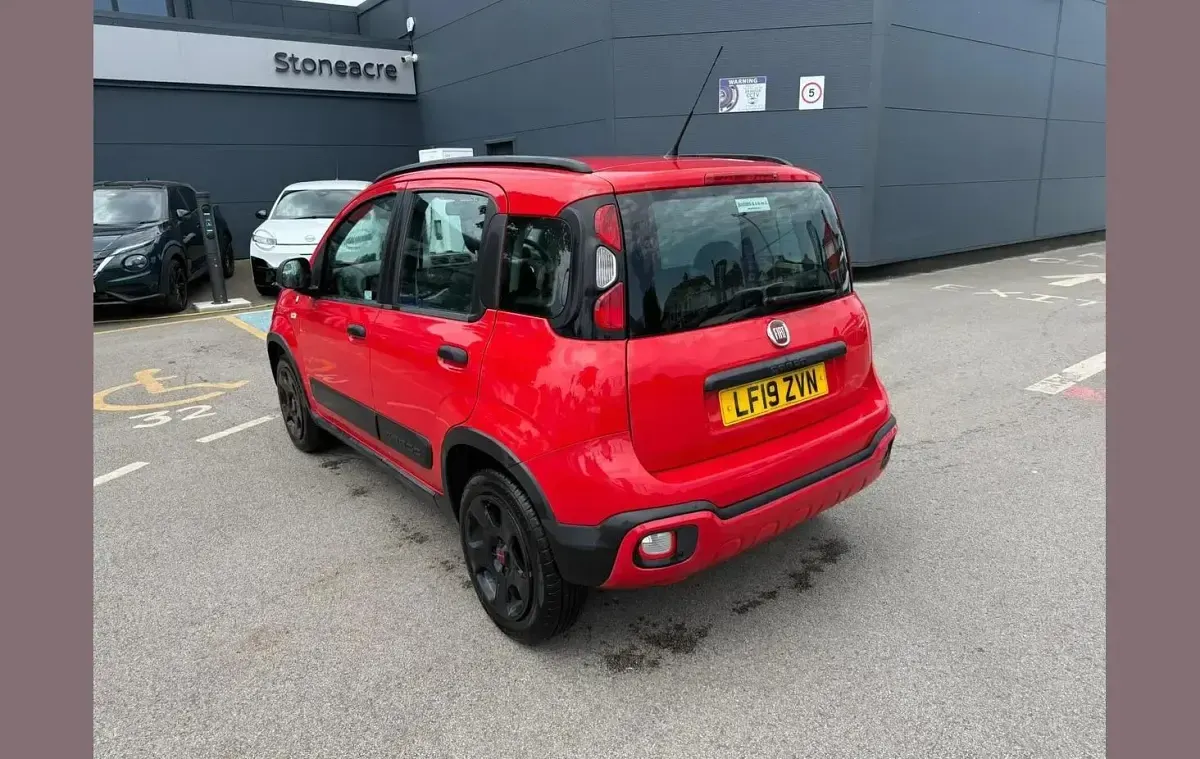 Used Fiat Panda 69 HP (50 kW) 2019 Red Hatchback