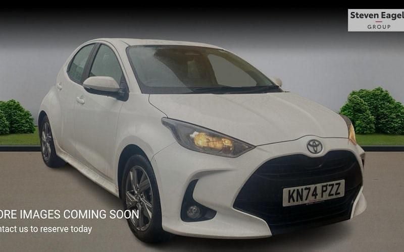 Used 2026 Toyota Yaris Hybrid Hatchback | £19,118 (Good price) - Image 1/4