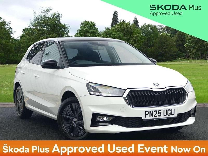 White Used 2025 Skoda Fabia Design Edition Hatchback | £19,895 (A bit pricey) - Image 1/4