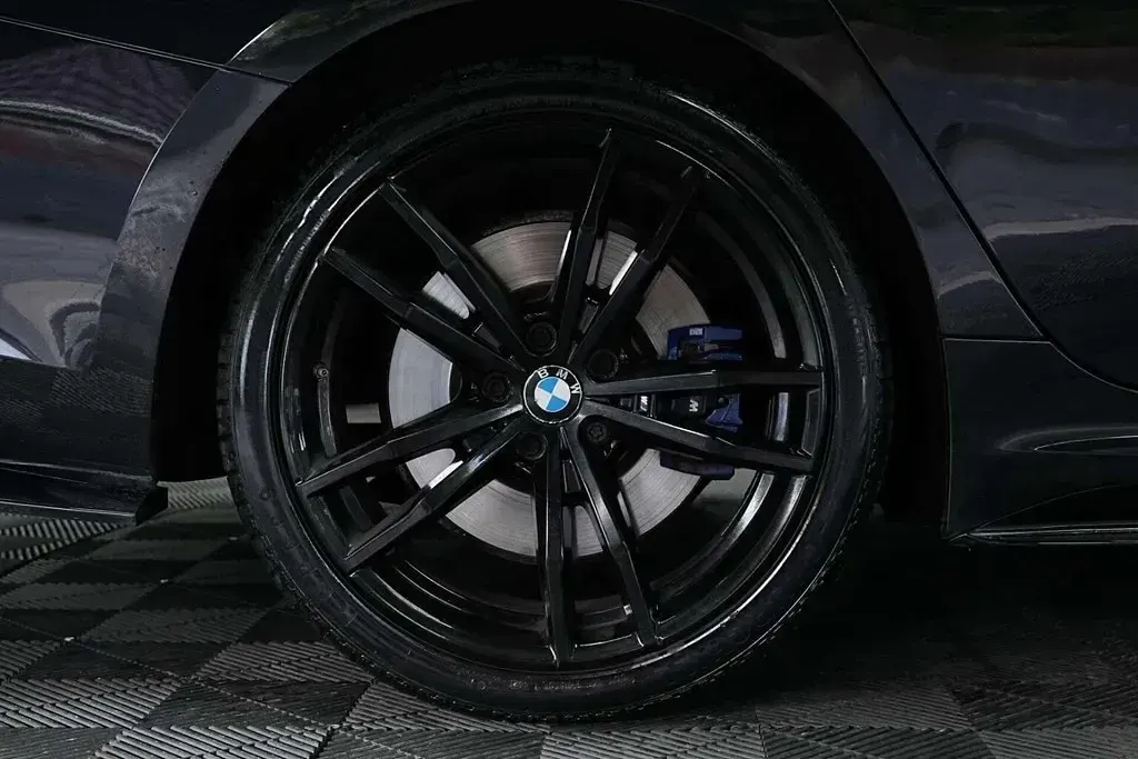 Used BMW 320 M Sport 2019 Black Sedan