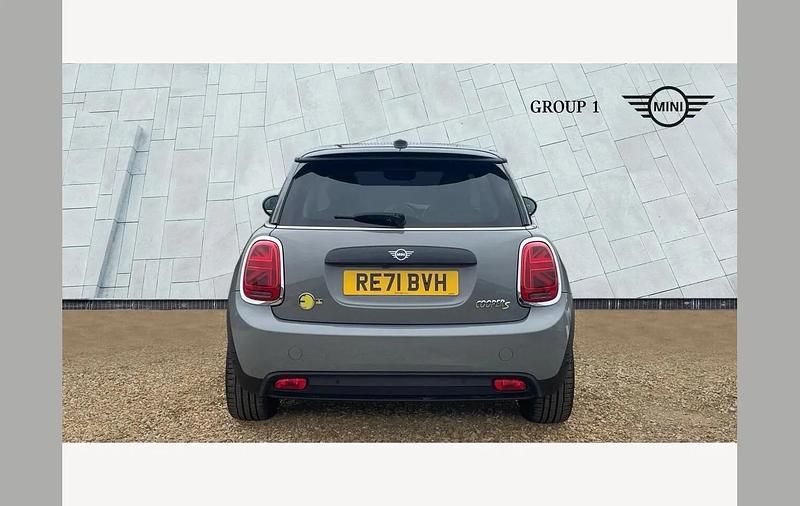 Used Mini Cooper S Level 3 135 kW (184 HP) 2021 Moonwalk grey Hatchback