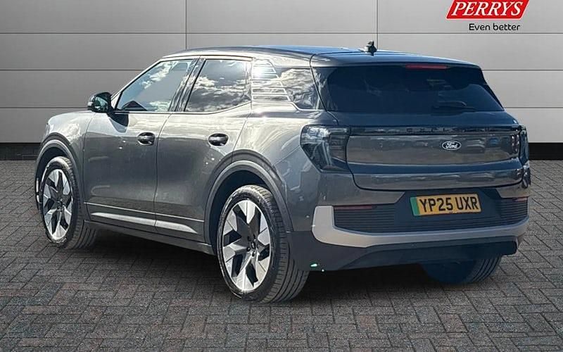 Second-hand Ford Explorer Premium 210 kW (286 CP) 2025 SUV