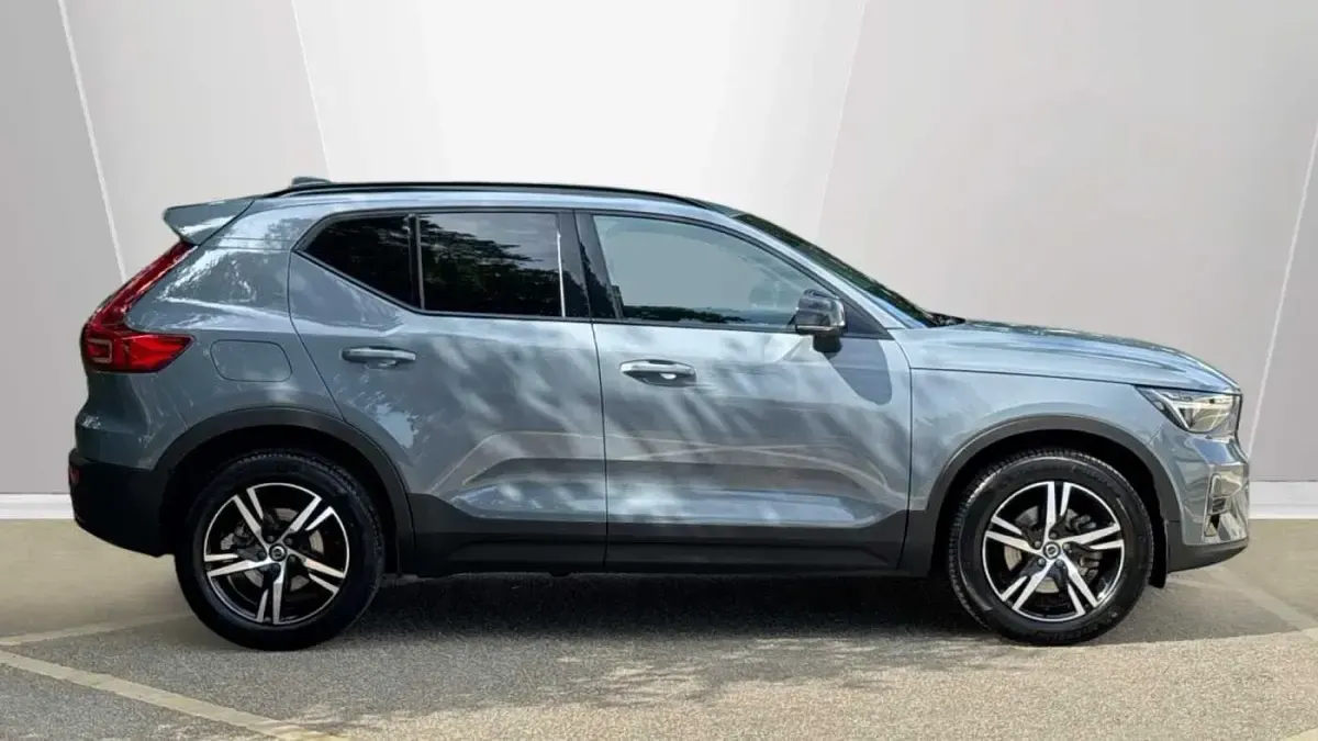 Used Volvo XC40 Plus 163 HP (119 kW) 2023 Grey SUV